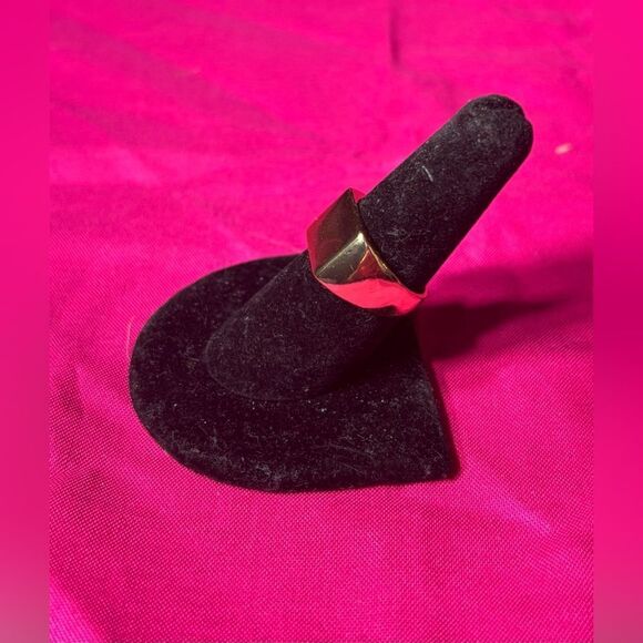 Fashion Square Gold Stackable Women’s Ring 18K Gold Plated Open Stackin Size 7.5 - Picture 2 of 6